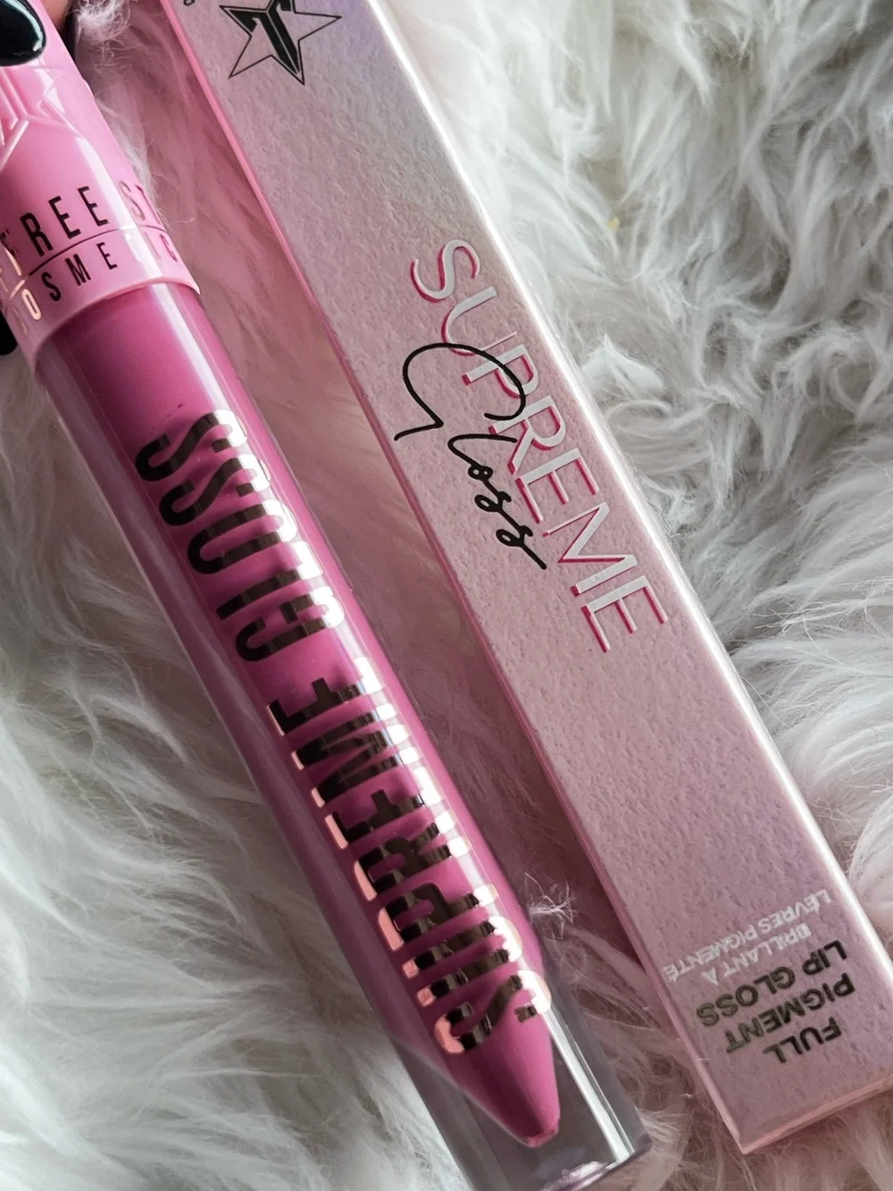 Jeffree star supreme gloss in no shame